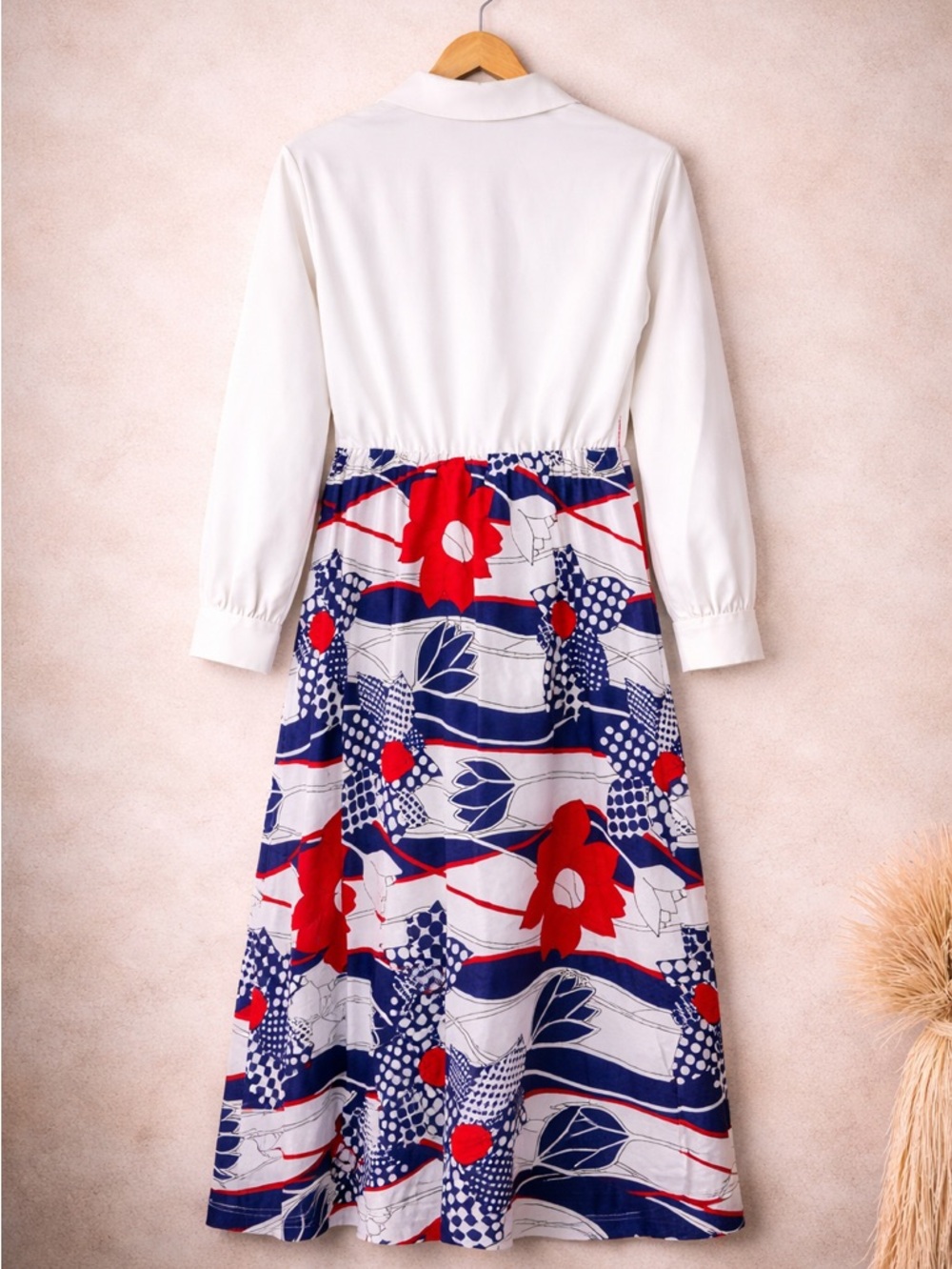 1960s-70s floral maxi dress size 14 - Picture 2 of 3